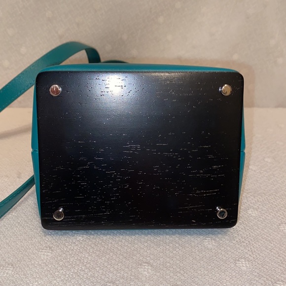 *SOLD*Perrin Paris LE MINI Hand/Shoulder Bag - Picture 10 of 16